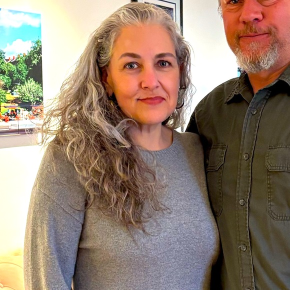 Meet your Posher, Laura - Picture 1 of 1